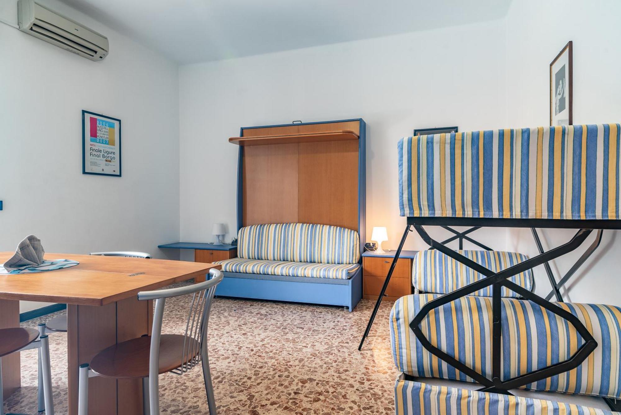 Residenza Adelaide Aparthotel Finale Ligure Buitenkant foto