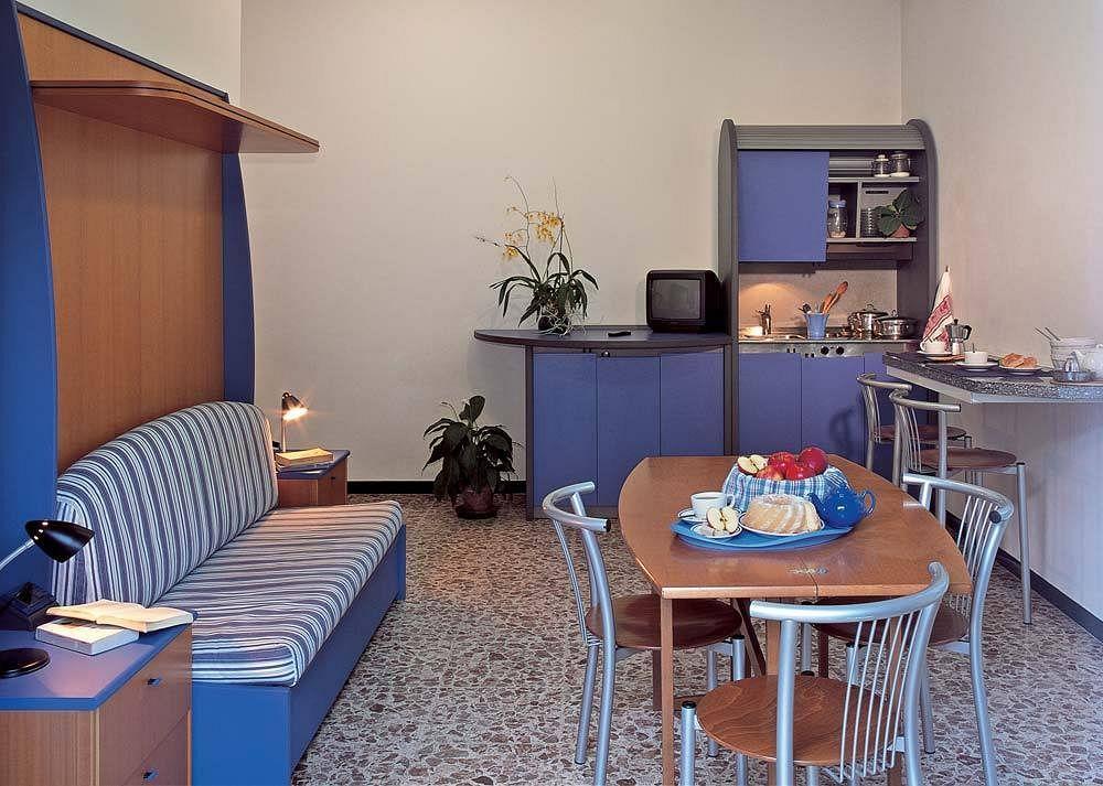 Residenza Adelaide Aparthotel Finale Ligure Buitenkant foto