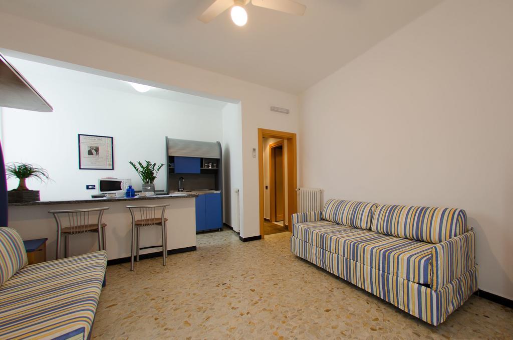 Residenza Adelaide Aparthotel Finale Ligure Buitenkant foto