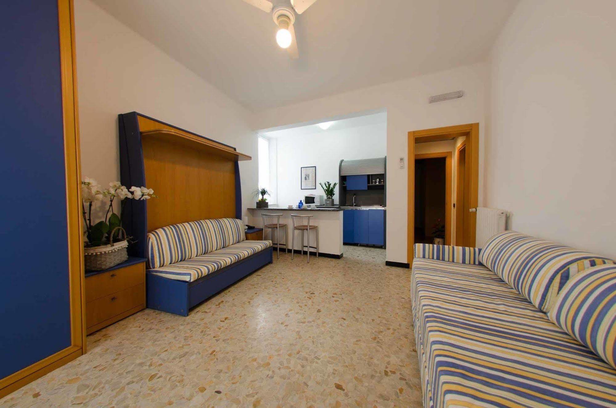 Residenza Adelaide Aparthotel Finale Ligure Buitenkant foto