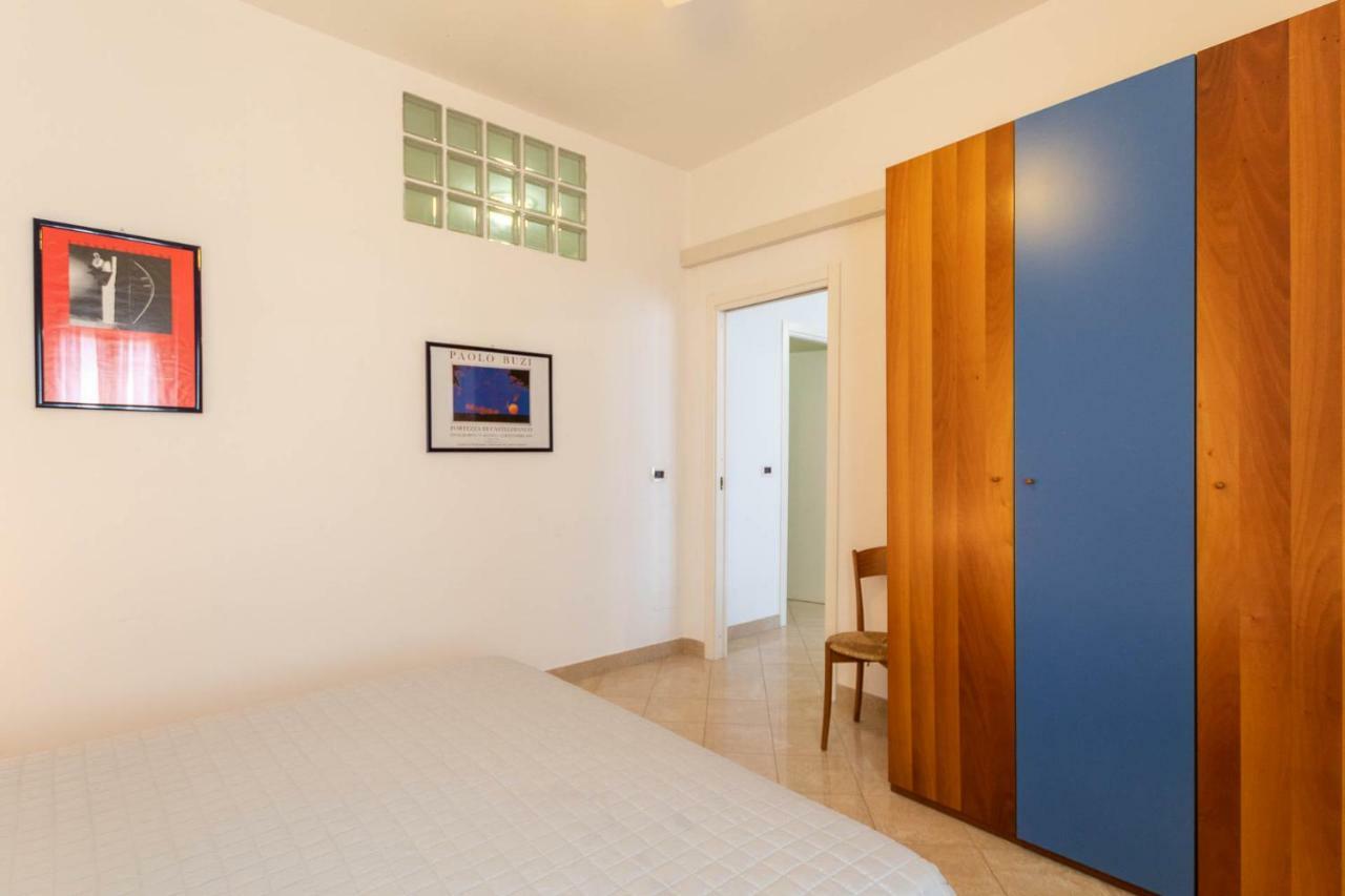Residenza Adelaide Aparthotel Finale Ligure Buitenkant foto