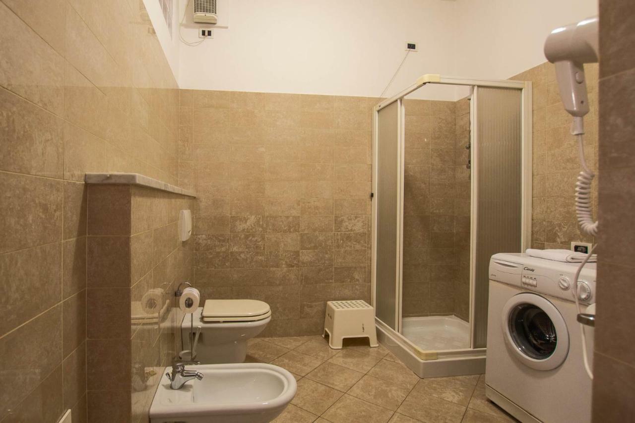 Residenza Adelaide Aparthotel Finale Ligure Buitenkant foto